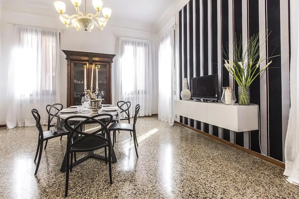 Rialto Design Boutique Apartment Venecia